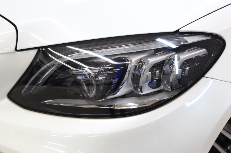 メルセデスベンツ Cクラス C200 4MATIC AVG AMGﾗｲﾝ ﾚｰﾀﾞｰｾｰﾌﾃｨPKG　BSG搭載 後期 ｷｰﾚｽｺﾞｰ 黒革 HDDﾅﾋﾞTV ｽﾏﾎ連携 ﾊﾞｯｸｶﾒﾗ PTS LEDﾗｲﾄ AMGｴｱﾛ&18AW ﾀﾞｲﾅﾐｯｸS ｴｱｻｽ 9AT　2年保証