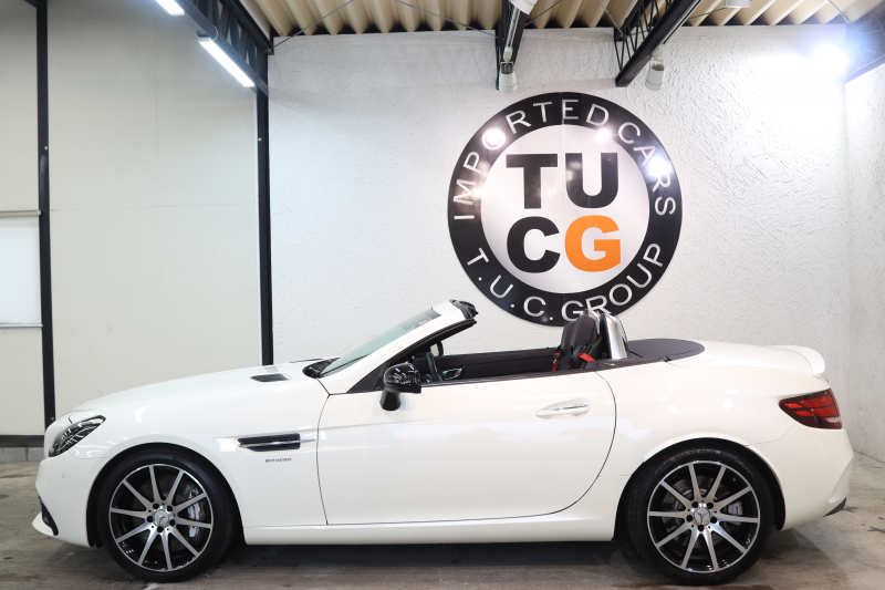 AMG SLC SLC43 AMGﾅｲﾄ&ﾚｰﾀﾞｰｾｰﾌﾃｨPKG　ｷｰﾚｽｺﾞｰ 黒本革 ﾏｼﾞｯｸｽｶｲR HDDﾅﾋﾞTV ｽﾏﾎ連携 harman/kardon ﾊﾞｯｸｶﾒﾗ PTS LEDﾗｲﾄ AMG専用装備&ﾁｭｰﾆﾝｸﾞ 9AT　2年保証