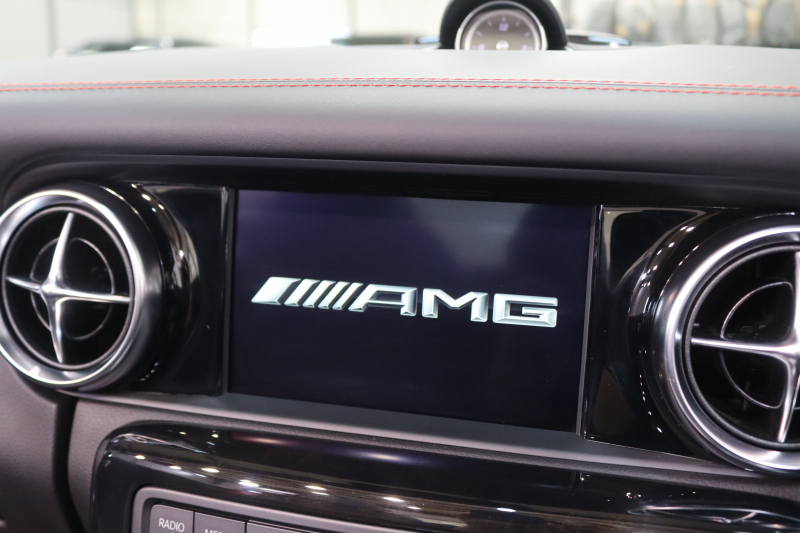 AMG SLC SLC43 AMGﾅｲﾄ&ﾚｰﾀﾞｰｾｰﾌﾃｨPKG　ｷｰﾚｽｺﾞｰ 黒本革 ﾏｼﾞｯｸｽｶｲR HDDﾅﾋﾞTV ｽﾏﾎ連携 harman/kardon ﾊﾞｯｸｶﾒﾗ PTS LEDﾗｲﾄ AMG専用装備&ﾁｭｰﾆﾝｸﾞ 9AT　2年保証