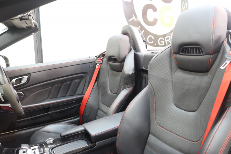 AMG SLC SLC43 AMGﾅｲﾄ&ﾚｰﾀﾞｰｾｰﾌﾃｨPKG　ｷｰﾚｽｺﾞｰ 黒本革 ﾏｼﾞｯｸｽｶｲR HDDﾅﾋﾞTV ｽﾏﾎ連携 harman/kardon ﾊﾞｯｸｶﾒﾗ PTS LEDﾗｲﾄ AMG専用装備&ﾁｭｰﾆﾝｸﾞ 9AT　2年保証