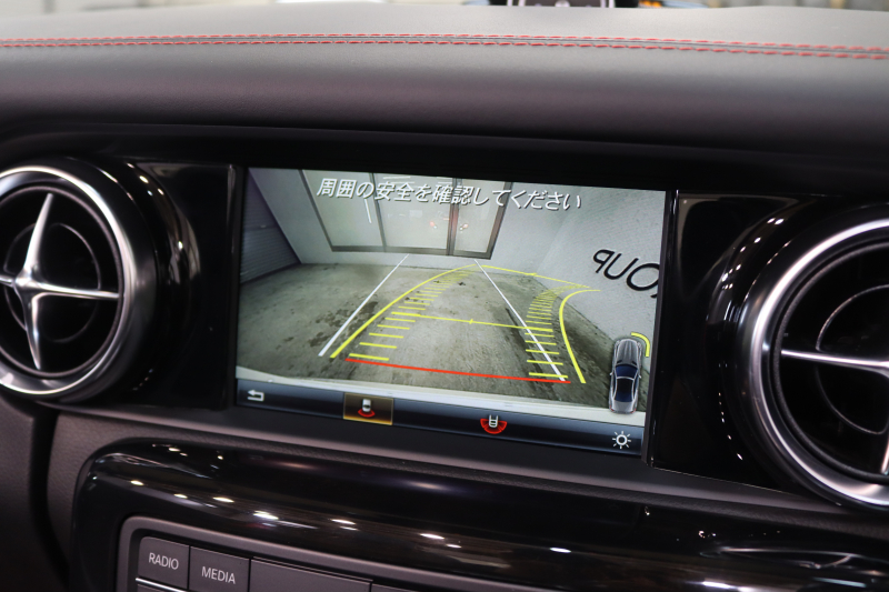 AMG SLC SLC43 AMGﾅｲﾄ&ﾚｰﾀﾞｰｾｰﾌﾃｨPKG　ｷｰﾚｽｺﾞｰ 黒本革 ﾏｼﾞｯｸｽｶｲR HDDﾅﾋﾞTV ｽﾏﾎ連携 harman/kardon ﾊﾞｯｸｶﾒﾗ PTS LEDﾗｲﾄ AMG専用装備&ﾁｭｰﾆﾝｸﾞ 9AT　2年保証