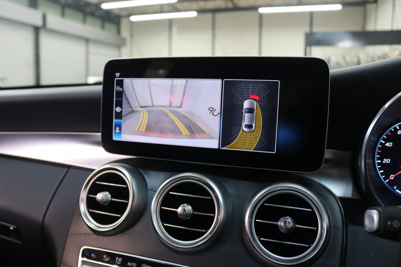 メルセデスベンツ Cクラス C200 AVG AMGﾗｲﾝ ﾚｻﾞｰｴｸｽｸﾙｰｼﾌﾞ&ﾚｰﾀﾞｰｾｰﾌﾃｨPKG　BSG搭載 後期 ｷｰﾚｽｺﾞｰ 黒本革 ﾍｯﾄﾞｱｯﾌﾟD HDDﾅﾋﾞTV ｽﾏﾎ連携 ﾌﾞﾙﾒｽﾀｰ ﾊﾞｯｸｶﾒﾗ PTS LEDﾗｲﾄ ﾊﾝｽﾞﾌﾘｰA AMGｴｱﾛ&18AW ﾀﾞｲﾅﾐｯｸS ｴｱｻｽ 9AT　2年保証