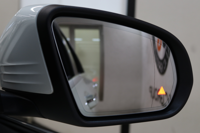 メルセデスベンツ Cクラス C200 AVG AMGﾗｲﾝ ﾚｻﾞｰｴｸｽｸﾙｰｼﾌﾞ&ﾚｰﾀﾞｰｾｰﾌﾃｨPKG　BSG搭載 後期 ｷｰﾚｽｺﾞｰ 黒本革 ﾍｯﾄﾞｱｯﾌﾟD HDDﾅﾋﾞTV ｽﾏﾎ連携 ﾌﾞﾙﾒｽﾀｰ ﾊﾞｯｸｶﾒﾗ PTS LEDﾗｲﾄ ﾊﾝｽﾞﾌﾘｰA AMGｴｱﾛ&18AW ﾀﾞｲﾅﾐｯｸS ｴｱｻｽ 9AT　2年保証