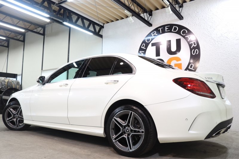 メルセデスベンツ Cクラス C200 AVG AMGﾗｲﾝ ﾚｻﾞｰｴｸｽｸﾙｰｼﾌﾞ&ﾚｰﾀﾞｰｾｰﾌﾃｨPKG　BSG搭載 後期 ｷｰﾚｽｺﾞｰ 黒本革 ﾍｯﾄﾞｱｯﾌﾟD HDDﾅﾋﾞTV ｽﾏﾎ連携 ﾌﾞﾙﾒｽﾀｰ ﾊﾞｯｸｶﾒﾗ PTS LEDﾗｲﾄ ﾊﾝｽﾞﾌﾘｰA AMGｴｱﾛ&18AW ﾀﾞｲﾅﾐｯｸS ｴｱｻｽ 9AT　2年保証