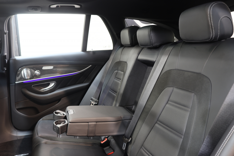 AMG Eクラス E43 4MATIC ｽﾃｰｼｮﾝﾜｺﾞﾝ ｴｸｽｸﾙｰｼﾌﾞ&ﾚｰﾀﾞｰｾｰﾌﾃｨPKG　ｷｰﾚｽｺﾞｰ 黒本革 ﾍﾞﾝﾁﾚｰﾀｰ ﾊﾟﾉﾗﾏSR ﾍｯﾄﾞｱｯﾌﾟD HDDﾅﾋﾞTV ｽﾏﾎ連携 ﾌﾞﾙﾒｽﾀｰ 360ｶﾒﾗ PTS LEDﾗｲﾄ ﾊﾝｽﾞﾌﾘｰA AMG専用装備&ﾁｭｰﾆﾝｸﾞ 9AT 希少色ｶﾊﾞﾝｻｲﾄﾌﾞﾙｰ　2年保証