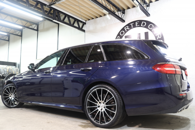 AMG Eクラス E43 4MATIC ｽﾃｰｼｮﾝﾜｺﾞﾝ ｴｸｽｸﾙｰｼﾌﾞ&ﾚｰﾀﾞｰｾｰﾌﾃｨPKG　ｷｰﾚｽｺﾞｰ 黒本革 ﾍﾞﾝﾁﾚｰﾀｰ ﾊﾟﾉﾗﾏSR ﾍｯﾄﾞｱｯﾌﾟD HDDﾅﾋﾞTV ｽﾏﾎ連携 ﾌﾞﾙﾒｽﾀｰ 360ｶﾒﾗ PTS LEDﾗｲﾄ ﾊﾝｽﾞﾌﾘｰA AMG専用装備&ﾁｭｰﾆﾝｸﾞ 9AT 希少色ｶﾊﾞﾝｻｲﾄﾌﾞﾙｰ　2年保証