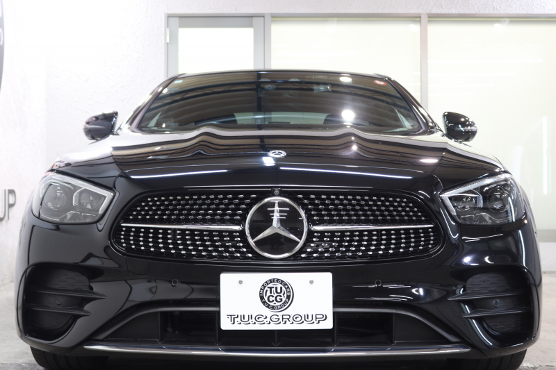 メルセデスベンツ Eクラス E200 ｽﾎﾟｰﾂ AMGﾗｲﾝｲﾝﾃﾘｱ&ｴｸｽｸﾙｰｼﾌﾞ&ﾚｰﾀﾞｰｾｰﾌﾃｨPKG　BSG搭載 後期 ｷｰﾚｽｺﾞｰ 黒本革 ﾍｯﾄﾞｱｯﾌﾟD MBUXﾅﾋﾞTV ｽﾏﾎ連携 ﾌﾞﾙﾒｽﾀｰ 360ｶﾒﾗ PTS LEDﾗｲﾄ 自動ﾄﾗﾝｸ AMGｴｱﾛ&19AW ﾜｲﾔﾚｽ充電 9AT　2年保証