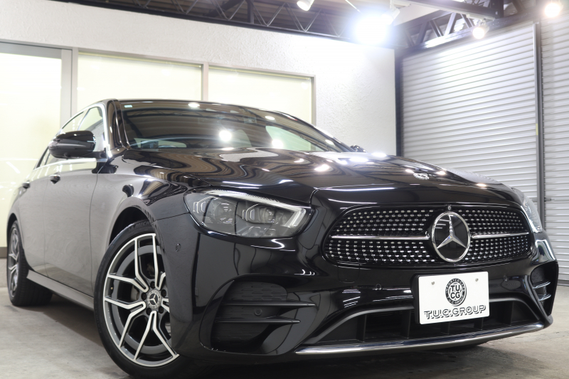 メルセデスベンツ Eクラス E200 ｽﾎﾟｰﾂ AMGﾗｲﾝｲﾝﾃﾘｱ&ｴｸｽｸﾙｰｼﾌﾞ&ﾚｰﾀﾞｰｾｰﾌﾃｨPKG　BSG搭載 後期 ｷｰﾚｽｺﾞｰ 黒本革 ﾍｯﾄﾞｱｯﾌﾟD MBUXﾅﾋﾞTV ｽﾏﾎ連携 ﾌﾞﾙﾒｽﾀｰ 360ｶﾒﾗ PTS LEDﾗｲﾄ 自動ﾄﾗﾝｸ AMGｴｱﾛ&19AW ﾜｲﾔﾚｽ充電 9AT　2年保証