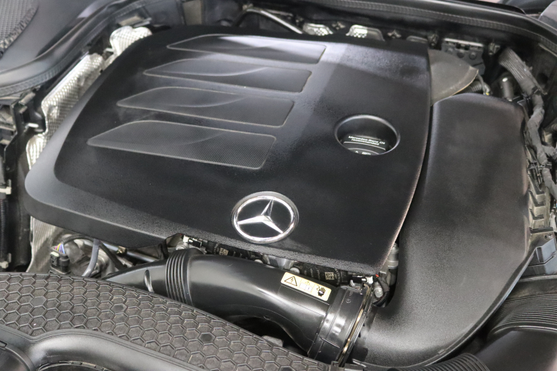 メルセデスベンツ Eクラス E200 ｽﾎﾟｰﾂ AMGﾗｲﾝｲﾝﾃﾘｱ&ｴｸｽｸﾙｰｼﾌﾞ&ﾚｰﾀﾞｰｾｰﾌﾃｨPKG　BSG搭載 後期 ｷｰﾚｽｺﾞｰ 黒本革 ﾍｯﾄﾞｱｯﾌﾟD MBUXﾅﾋﾞTV ｽﾏﾎ連携 ﾌﾞﾙﾒｽﾀｰ 360ｶﾒﾗ PTS LEDﾗｲﾄ 自動ﾄﾗﾝｸ AMGｴｱﾛ&19AW ﾜｲﾔﾚｽ充電 9AT　2年保証