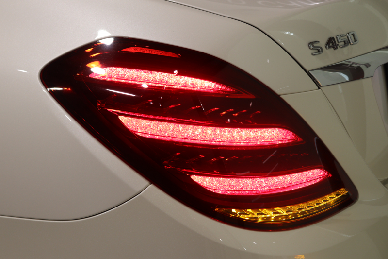メルセデスベンツ Sクラス S450ﾛﾝｸﾞ AMGﾗｲﾝ+ ﾚｰﾀﾞｰｾｰﾌﾃｨPKG　ISG搭載 後期 ｷｰﾚｽｺﾞｰ 黒本革 ﾍﾞﾝﾁﾚｰﾀｰ ﾊﾟﾉﾗﾏSR ﾍｯﾄﾞｱｯﾌﾟD HDDﾅﾋﾞTV ｽﾏﾎ連携 ﾌﾞﾙﾒｽﾀｰ 360ｶﾒﾗ PTS LEDﾗｲﾄ ﾊﾝｽﾞﾌﾘｰA AMGｴｱﾛ&20AW ｸﾛｰｼﾞﾝｸﾞSP ｴｱｻｽ 9AT　2年保証