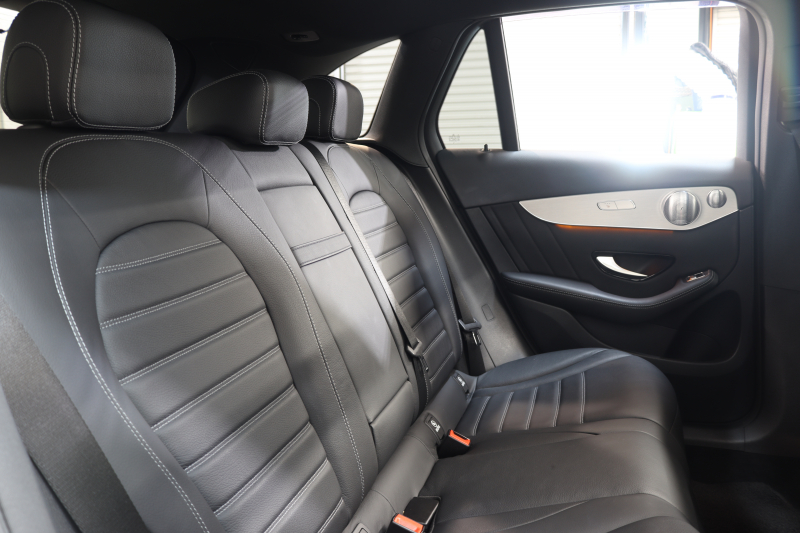メルセデスベンツ GLC GLC220d 4MATIC ｽﾎﾟｰﾂ 本革仕様 ﾚｰﾀﾞｰｾｰﾌﾃｨPKG　MEｺﾈｸﾄ ｷｰﾚｽｺﾞｰ ﾌﾞﾗｯｸﾚｻﾞｰｼｰﾄ ﾊﾟﾉﾗﾏSR ﾍｯﾄﾞｱｯﾌﾟD HDDﾅﾋﾞTV BT音楽 ﾌﾞﾙﾒｽﾀｰ 360ｶﾒﾗ PTS LEDﾗｲﾄ ﾊﾝｽﾞﾌﾘｰA AMGｴｱﾛ&19AW ｴｱﾊﾞﾗﾝｽPKG ﾀﾞｲﾅﾐｯｸｾﾚｸﾄ 9AT　2年保証