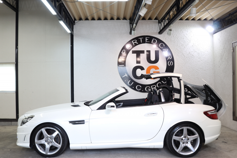 メルセデスベンツ SLKクラス SLK200 ｴｸｽｸﾙｰｼﾌﾞ AMGｽﾎﾟｰﾂ&ﾚｰﾀﾞｰｾｰﾌﾃｨPKG　中期 黒本革 ｴｱｽｶｰﾌ ﾏｼﾞｯｸｽｶｲR HDDﾅﾋﾞTV BT音楽 DSRC ｷｾﾉﾝ AMGｴｱﾛ&18AW ﾄﾗﾝｸｽﾎﾟｲﾗｰ ｴｱｶﾞｲﾄﾞ ﾊﾟﾅﾒﾘｶｰﾅｸﾞﾘﾙ ｷｰﾚｽｺﾞｰ　2年保証