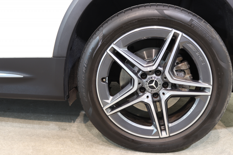 メルセデスベンツ GLB GLB200d 4MATIC AMGﾗｲﾝ AMGﾚｻﾞｰｴｸｽｸﾙｰｼﾌﾞ&ｱﾄﾞﾊﾞﾝｽﾄﾞ&ﾅﾋﾞｹﾞｰｼｮﾝ&ﾚｰﾀﾞｰｾｰﾌﾃｨPKG　1ｵｰﾅｰ 赤/黒本革 ﾊﾟﾉﾗﾏSR ﾍｯﾄﾞｱｯﾌﾟD MBUXﾅﾋﾞTV BT音楽 ｱﾄﾞﾊﾞﾝｽﾄﾞｻｳﾝﾄﾞ 360ｶﾒﾗ PTS LEDﾗｲﾄ ﾊﾝｽﾞﾌﾘｰA AMGｴｱﾛ&19AW 8AT　2年保証