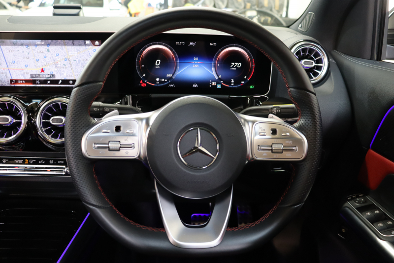 メルセデスベンツ GLA GLA200d 4MATIC AMGﾗｲﾝ AMGﾚｻﾞｰｴｸｽｸﾙｰｼﾌﾞ&ｱﾄﾞﾊﾞﾝｽﾄﾞ&ﾅﾋﾞｹﾞｰｼｮﾝ&ﾚｰﾀﾞｰｾｰﾌﾃｨPKG　ｷｰﾚｽｺﾞｰ 赤/黒本革 ﾊﾟﾉﾗﾏSR ﾍｯﾄﾞｱｯﾌﾟD MBUXﾅﾋﾞTV BT音楽 ｱﾄﾞﾊﾞﾝｽﾄﾞｻｳﾝﾄﾞ 360ｶﾒﾗ PTS LEDﾗｲﾄ ﾊﾝｽﾞﾌﾘｰA AMGｴｱﾛ&20AW 8AT　2年保証