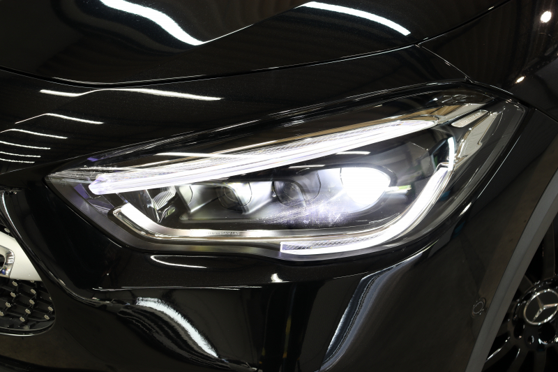 メルセデスベンツ GLA GLA200d 4MATIC AMGﾗｲﾝ AMGﾚｻﾞｰｴｸｽｸﾙｰｼﾌﾞ&ｱﾄﾞﾊﾞﾝｽﾄﾞ&ﾅﾋﾞｹﾞｰｼｮﾝ&ﾚｰﾀﾞｰｾｰﾌﾃｨPKG　ｷｰﾚｽｺﾞｰ 赤/黒本革 ﾊﾟﾉﾗﾏSR ﾍｯﾄﾞｱｯﾌﾟD MBUXﾅﾋﾞTV BT音楽 ｱﾄﾞﾊﾞﾝｽﾄﾞｻｳﾝﾄﾞ 360ｶﾒﾗ PTS LEDﾗｲﾄ ﾊﾝｽﾞﾌﾘｰA AMGｴｱﾛ&20AW 8AT　2年保証