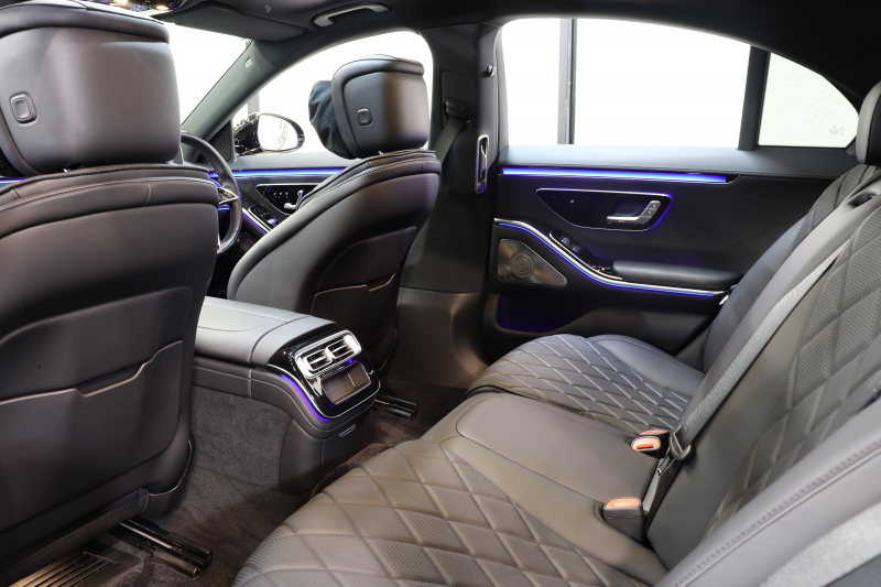 メルセデスベンツ Sクラス S500 4MATIC AMGﾗｲﾝ ﾚｻﾞｰｴｸｽｸﾙｰｼﾌﾞ&ﾍﾞｰｼｯｸ&ﾚｰﾀﾞｰｾｰﾌﾃｨPKG　ISG搭載 1ｵｰﾅｰ ｷｰﾚｽｺﾞｰ 黒本革 ﾍﾞﾝﾁﾚｰﾀｰ ﾊﾟﾉﾗﾏSR ﾍｯﾄﾞｱｯﾌﾟD MBUXﾅﾋﾞTV ｽﾏﾎ連携 ﾌﾞﾙﾒｽﾀｰ 360ｶﾒﾗ PTS LEDﾗｲﾄ ﾊﾝｽﾞﾌﾘｰA AMGｴｱﾛ&20AW ﾜｲﾔﾚｽ充電 9AT　2年保証