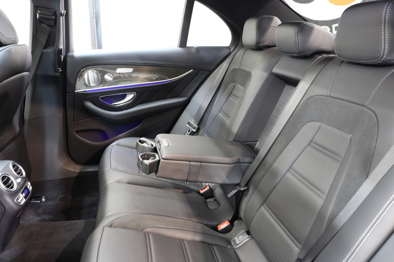 AMG Eクラス E53 4MATIC+ ｴｸｽｸﾙｰｼﾌﾞ&ﾚｰﾀﾞｰｾｰﾌﾃｨPKG　ISG搭載 中期 ｷｰﾚｽｺﾞｰ 黒本革 ﾍﾞﾝﾁﾚｰﾀｰ ﾊﾟﾉﾗﾏSR ﾍｯﾄﾞｱｯﾌﾟD HDDﾅﾋﾞTV ｽﾏﾎ連携 ﾌﾞﾙﾒｽﾀｰ 360ｶﾒﾗ PTS LEDﾗｲﾄ ﾊﾝｽﾞﾌﾘｰA AMG専用装備&ﾁｭｰﾆﾝｸﾞ 9AT　2年保証