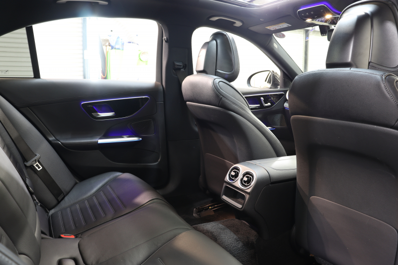 メルセデスベンツ Cクラス C200 4MATIC AVG AMGﾗｲﾝ ﾚｻﾞｰｴｸｽｸﾙｰｼﾌﾞ&ﾍﾞｰｼｯｸ&ﾚｰﾀﾞｰｾｰﾌﾃｨPKG　ISG搭載 ｷｰﾚｽｺﾞｰ 黒本革 ﾊﾟﾉﾗﾏSR ﾍｯﾄﾞｱｯﾌﾟD MBUXﾅﾋﾞTV&ARﾅﾋﾞ BT音楽 360ｶﾒﾗ PTS LEDﾗｲﾄ 自動ﾄﾗﾝｸ AMGｴｱﾛ&18AW ﾘｱｱｸｽﾙｽﾃｱﾘﾝｸﾞ 9AT　2年保証