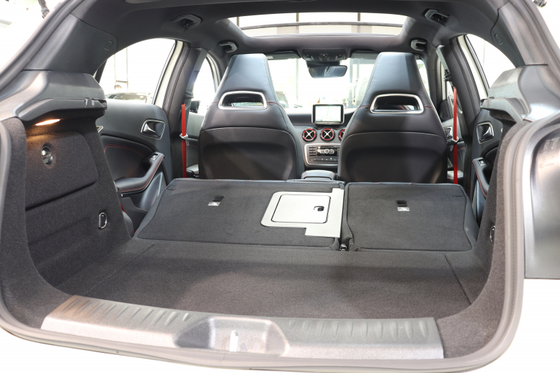 AMG Aクラス A45 4MATIC ﾚｰﾀﾞｰｾｰﾌﾃｨPKG　1ｵｰﾅｰ 黒本革 ﾊﾟﾉﾗﾏSR HDDﾅﾋﾞTV BT音楽 Bｶﾒﾗ PTS DSRC ｷｾﾉﾝﾗｲﾄ ﾚｯﾄﾞｼｰﾄﾍﾞﾙﾄ AMG専用装備&ﾁｭｰﾆﾝｸﾞ 7AT　2年保証