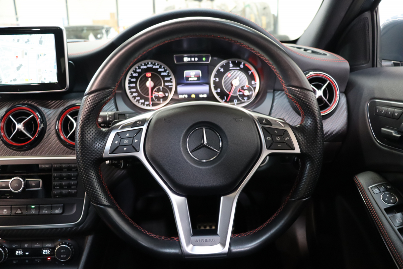 AMG Aクラス A45 4MATIC ﾚｰﾀﾞｰｾｰﾌﾃｨPKG　中期 ｷｰﾚｽｺﾞｰ 黒本革 ﾚｯﾄﾞｼｰﾄﾍﾞﾙﾄ ﾊﾟﾉﾗﾏSR HDDﾅﾋﾞTV&ｷｬﾝｾﾗｰ ﾊﾞｯｸｶﾒﾗ PTS ｷｾﾉﾝ AMG専用装備&ﾁｭｰﾆﾝｸﾞ 7AT 希少色ﾕﾆﾊﾞｰｽﾌﾞﾙｰ　2年保証