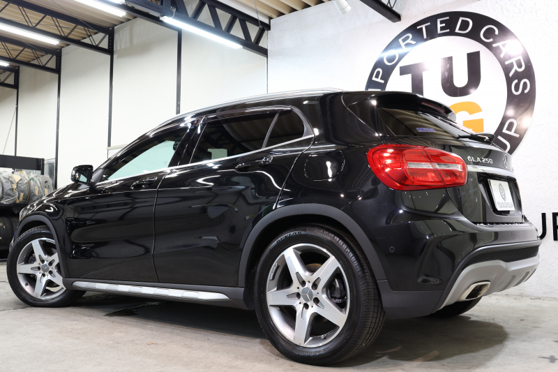 メルセデスベンツ GLA GLA250 4MATIC ｽﾎﾟｰﾂ AMGｴｸｽｸﾙｰｼﾌﾞ&ﾚｰﾀﾞｰｾｰﾌﾃｨPKG　ﾚｯﾄﾞｽﾃｯﾁ入りﾌﾞﾗｯｸﾚｻﾞｰｼｰﾄ 純正HDDﾅﾋﾞTV BT音楽 ﾊﾞｯｸ/ｻｲﾄﾞ/ﾌﾛﾝﾄｶﾒﾗ PTS DSRC ｷｾﾉﾝ 自動Rｹﾞｰﾄ AMGｴｱﾛ&18AW ﾀﾞｲﾅﾐｯｸｾﾚｸﾄ ﾊﾞﾘｭｰPKGﾌﾟﾗｽ ﾄﾞﾗﾚｺ　2年保証