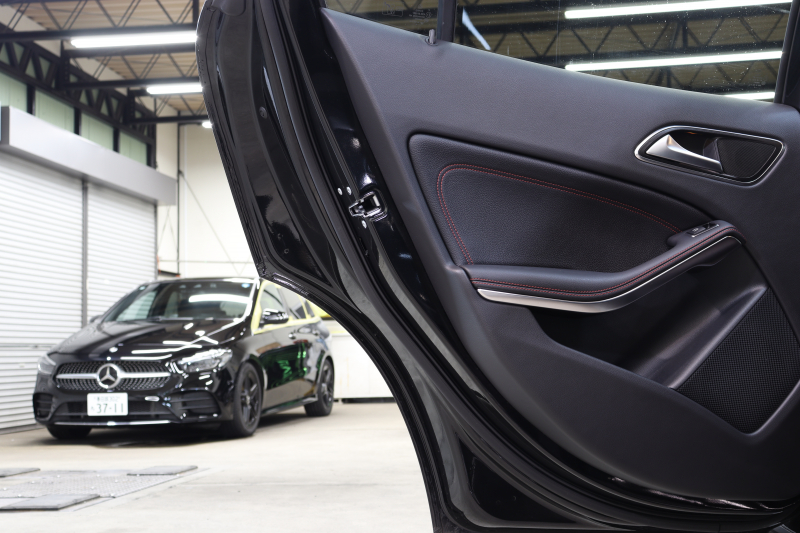 メルセデスベンツ GLA GLA250 4MATIC ｽﾎﾟｰﾂ AMGｴｸｽｸﾙｰｼﾌﾞ&ﾚｰﾀﾞｰｾｰﾌﾃｨPKG　ﾚｯﾄﾞｽﾃｯﾁ入りﾌﾞﾗｯｸﾚｻﾞｰｼｰﾄ 純正HDDﾅﾋﾞTV BT音楽 ﾊﾞｯｸ/ｻｲﾄﾞ/ﾌﾛﾝﾄｶﾒﾗ PTS DSRC ｷｾﾉﾝ 自動Rｹﾞｰﾄ AMGｴｱﾛ&18AW ﾀﾞｲﾅﾐｯｸｾﾚｸﾄ ﾊﾞﾘｭｰPKGﾌﾟﾗｽ ﾄﾞﾗﾚｺ　2年保証