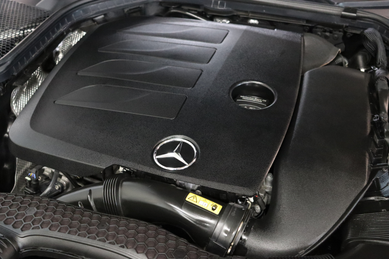 メルセデスベンツ Cクラス C200ｽﾃｰｼｮﾝﾜｺﾞﾝ AVG AMGﾗｲﾝ ﾚｻﾞｰｴｸｽｸﾙｰｼﾌﾞ&ﾚｰﾀﾞｰｾｰﾌﾃｨPKG　後期 BSG搭載 ｷｰﾚｽｺﾞｰ 黒本革 ﾊﾟﾉﾗﾏSR HUD 純正ﾅﾋﾞTV ｽﾏﾎ連携 ﾊﾞｯｸｶﾒﾗ PTS LEDﾗｲﾄ ﾊﾝｽﾞﾌﾘｰA AMGｴｱﾛ&18AW ﾀﾞｲﾅﾐｯｸｾﾚｸﾄ ｴｱｻｽ 9AT　2年保証