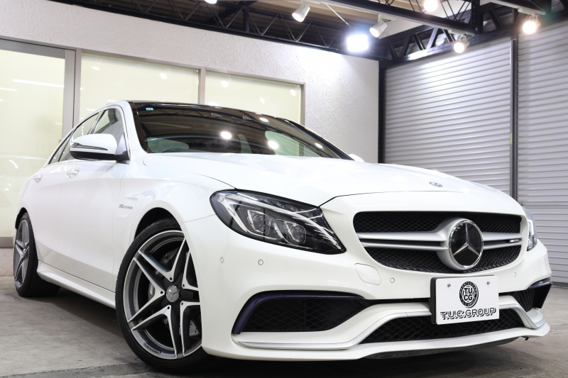 AMG Cクラス C63 ｴｸｽｸﾙｰｼﾌﾞ&ﾚｰﾀﾞｰｾｰﾌﾃｨPKG　ｷｰﾚｽｺﾞｰ 黒本革 ﾊﾟﾉﾗﾏSR ﾍｯﾄﾞｱｯﾌﾟD HDDﾅﾋﾞTV BT音楽 ﾌﾞﾙﾒｽﾀｰ ﾊﾞｯｸｶﾒﾗ PTS LEDﾗｲﾄ ﾊﾝｽﾞﾌﾘｰA AMG専用装備&ﾁｭｰﾆﾝｸﾞﾀﾞｲﾅﾐｯｸｾﾚｸﾄ　2年保証
