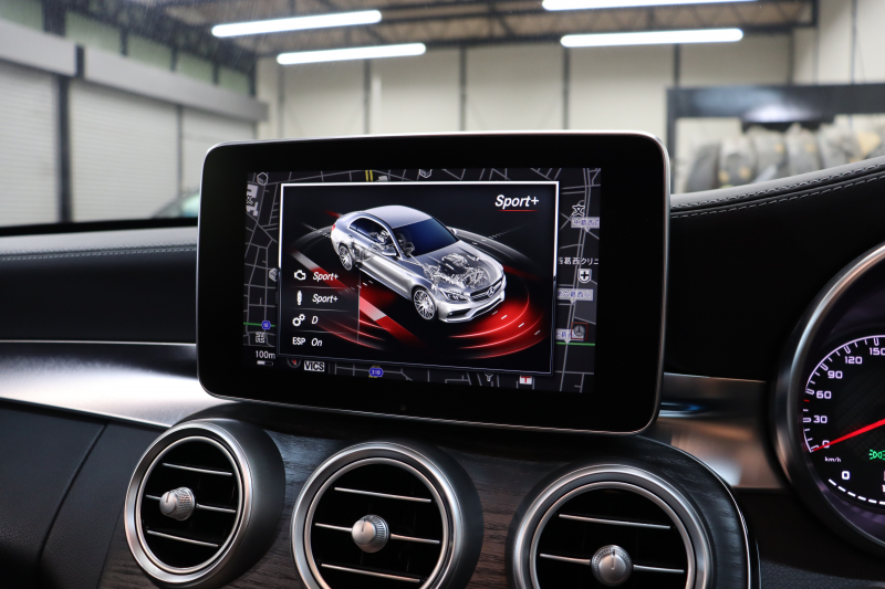 AMG Cクラス C63 ｴｸｽｸﾙｰｼﾌﾞ&ﾚｰﾀﾞｰｾｰﾌﾃｨPKG　ｷｰﾚｽｺﾞｰ 黒本革 ﾊﾟﾉﾗﾏSR ﾍｯﾄﾞｱｯﾌﾟD HDDﾅﾋﾞTV BT音楽 ﾌﾞﾙﾒｽﾀｰ ﾊﾞｯｸｶﾒﾗ PTS LEDﾗｲﾄ ﾊﾝｽﾞﾌﾘｰA AMG専用装備&ﾁｭｰﾆﾝｸﾞﾀﾞｲﾅﾐｯｸｾﾚｸﾄ　2年保証