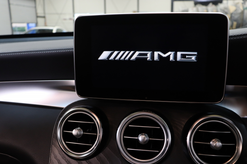 AMG GLC GLC63S 4MATIC+ AMGｶｰﾎﾞﾝｴｸｽﾃﾘｱﾚｰﾀﾞｰｾｰﾌﾃｨPKG　ｷｰﾚｽｺﾞｰ 黒本革 ﾊﾟﾉﾗﾏSR ﾍｯﾄﾞｱｯﾌﾟD HDDﾅﾋﾞTV BT音楽 ﾌﾞﾙﾒｽﾀｰ 360ｶﾒﾗ PTS LEDﾗｲﾄ ﾊﾝｽﾞﾌﾘｰA AMG専用装備&ﾁｭｰﾆﾝｸﾞ 9AT　2年保証