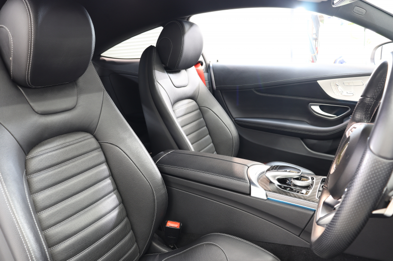 AMG Cクラス C43 4MATIC ｸｰﾍﾟ ﾚｰﾀﾞｰｾｰﾌﾃｨPKG　ｷｰﾚｽｺﾞｰ 黒本革 ﾍｯﾄﾞｱｯﾌﾟD HDDﾅﾋﾞTV BT音楽 ﾌﾞﾙﾒｽﾀｰ ﾊﾞｯｸｶﾒﾗ PTS LEDﾗｲﾄ ﾊﾝｽﾞﾌﾘｰA AMG専用装備&ﾁｭｰﾆﾝｸﾞﾀﾞｲﾅﾐｯｸｾﾚｸﾄ 9AT　2年保証