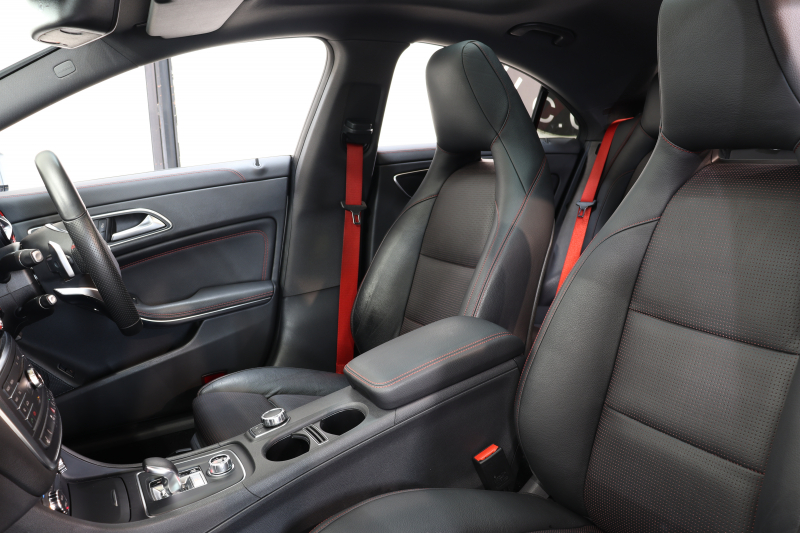 AMG CLAクラス CLA45 4MATIC ﾚｰﾀﾞｰｾｰﾌﾃｨPKG　中期 ｷｰﾚｽｺﾞｰ 黒本革 ﾊﾟﾉﾗﾏSR HDDﾅﾋﾞTV BT音楽 ﾊﾞｯｸｶﾒﾗ PTS ｷｾﾉﾝﾗｲﾄ AMG専用装備&ﾁｭｰﾆﾝｸﾞ 7AT　2年保証