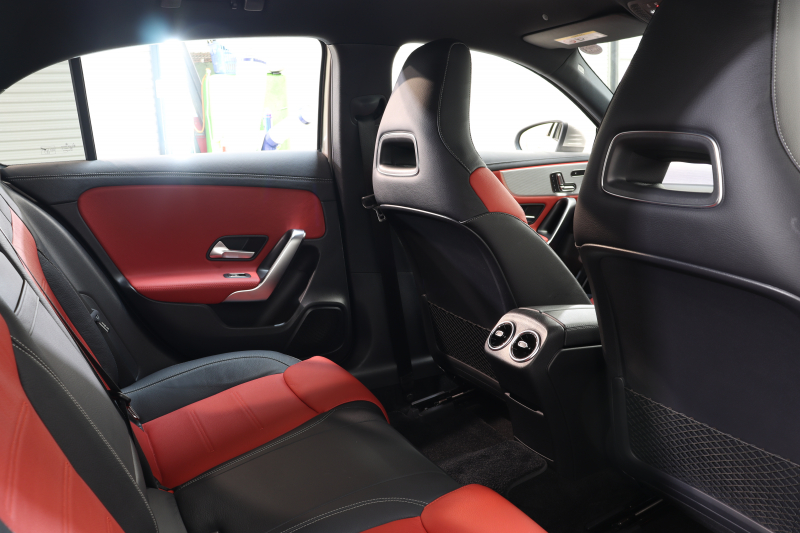 メルセデスベンツ Aクラス A180ｽﾀｲﾙ AMGﾗｲﾝ AMGﾚｻﾞｰｴｸｽｸﾙｰｼﾌﾞ&ﾅﾋﾞｹﾞｰｼｮﾝ&ﾚｰﾀﾞｰｾｰﾌﾃｨPKG　1ｵｰﾅｰ ｷｰﾚｽｺﾞｰ 赤/黒本革 MBUXﾅﾋﾞTV BT音楽 ﾊﾞｯｸｶﾒﾗ PTS LEDﾗｲﾄ AMGｴｱﾛ&18AW ﾜｲﾔﾚｽ充電 7AT 希少色ﾓﾊｰﾍﾞｼﾙﾊﾞｰ　2年保証