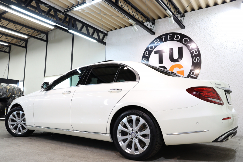 メルセデスベンツ Eクラス E400 4MATIC ｴｸｽｸﾙｰｼﾌﾞ ｴｸｽｸﾙｰｼﾌﾞ&ﾚｰﾀﾞｰｾｰﾌﾃｨPKG　ｷｰﾚｽｺﾞｰ 黒本革 ﾊﾟﾉﾗﾏSR HDDﾅﾋﾞTV ｽﾏﾎ連携 ﾌﾞﾙﾒｽﾀｰ 360ｶﾒﾗ PTS LEDﾗｲﾄ 自動ﾄﾗﾝｸ ﾊﾝｽﾞﾌﾘｰA 専用ｴｸｽﾃﾘｱ 9AT　2年保証