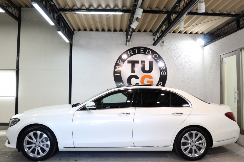 メルセデスベンツ Eクラス E400 4MATIC ｴｸｽｸﾙｰｼﾌﾞ ｴｸｽｸﾙｰｼﾌﾞ&ﾚｰﾀﾞｰｾｰﾌﾃｨPKG　ｷｰﾚｽｺﾞｰ 黒本革 ﾊﾟﾉﾗﾏSR HDDﾅﾋﾞTV ｽﾏﾎ連携 ﾌﾞﾙﾒｽﾀｰ 360ｶﾒﾗ PTS LEDﾗｲﾄ 自動ﾄﾗﾝｸ ﾊﾝｽﾞﾌﾘｰA 専用ｴｸｽﾃﾘｱ 9AT　2年保証