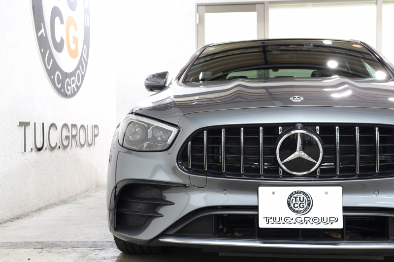 AMG Eクラス E53 4MATIC+ ｴｸｽｸﾙｰｼﾌﾞ&ﾚｰﾀﾞｰｾｰﾌﾃｨPKG　ISG搭載 後期 ｷｰﾚｽｺﾞｰ 黒本革 ﾍﾞﾝﾁﾚｰﾀｰ ﾊﾟﾉﾗﾏSR ﾍｯﾄﾞｱｯﾌﾟD MBUXﾅﾋﾞTV&ARﾅﾋﾞ ｽﾏﾎ連携 ﾌﾞﾙﾒｽﾀｰ 360ｶﾒﾗ PTS LEDﾗｲﾄ 自動ﾄﾗﾝｸ AMG専用装備&ﾁｭｰﾆﾝｸﾞ ﾜｲﾔﾚｽ充電 9AT　2年保証