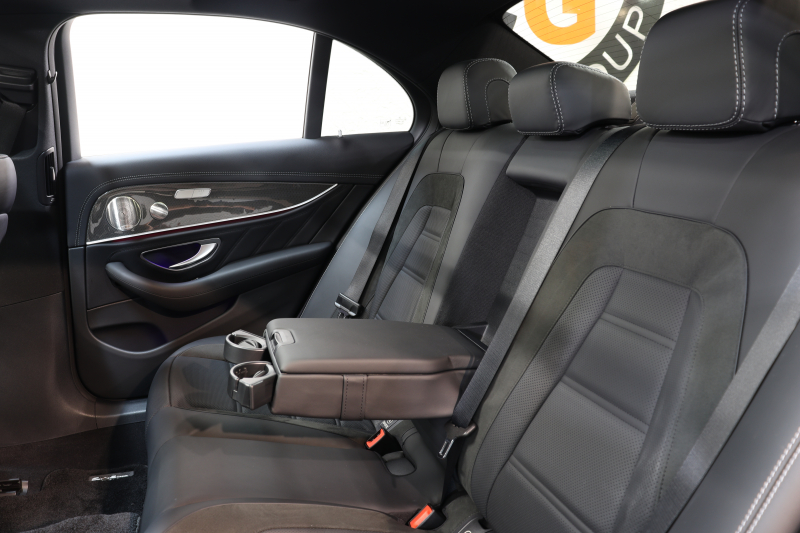 AMG Eクラス E53 4MATIC+ ｴｸｽｸﾙｰｼﾌﾞ&ﾚｰﾀﾞｰｾｰﾌﾃｨPKG　ISG搭載 後期 ｷｰﾚｽｺﾞｰ 黒本革 ﾍﾞﾝﾁﾚｰﾀｰ ﾊﾟﾉﾗﾏSR ﾍｯﾄﾞｱｯﾌﾟD MBUXﾅﾋﾞTV&ARﾅﾋﾞ ｽﾏﾎ連携 ﾌﾞﾙﾒｽﾀｰ 360ｶﾒﾗ PTS LEDﾗｲﾄ 自動ﾄﾗﾝｸ AMG専用装備&ﾁｭｰﾆﾝｸﾞ ﾜｲﾔﾚｽ充電 9AT　2年保証