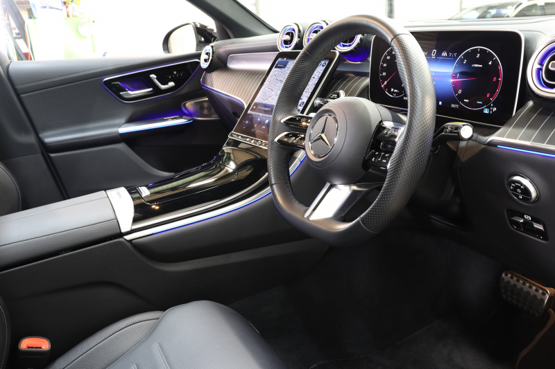メルセデスベンツ GLC GLC220d 4MATIC AMGﾗｲﾝ ﾚｻﾞｰｴｸｽｸﾙｰｼﾌﾞ&ﾄﾞﾗｲﾊﾞｰｽﾞ&ﾚｰﾀﾞｰｾｰﾌﾃｨPKG　ISG搭載 1ｵｰﾅｰ ｷｰﾚｽｺﾞｰ 黒本革 ﾊﾟﾉﾗﾏSR ﾍｯﾄﾞｱｯﾌﾟD MBUXﾅﾋﾞTV&ARﾅﾋﾞ ｽﾏﾎ連携 ﾌﾞﾙﾒｽﾀｰ 360ｶﾒﾗ PTS LEDﾗｲﾄ ﾊﾝｽﾞﾌﾘｰA ﾘｱｱｸｽﾙｽﾃｱ ｴｱｻｽ 9AT　2年保証