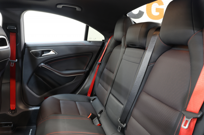 AMG CLAクラス CLA45 4MATIC AMGｴｸｽｸﾙｰｼﾌﾞ&ﾊﾞﾘｭｰ&ﾚｰﾀﾞｰｾｰﾌﾃｨPKG　1ｵｰﾅｰ 黒本革 ﾊﾟﾉﾗﾏSR HDDﾅﾋﾞTV BT音楽 ﾊﾞｯｸｶﾒﾗ DSRC PTS ｷｾﾉﾝﾗｲﾄ AMG専用装備&ﾁｭｰﾆﾝｸﾞ 7AT　2年保証