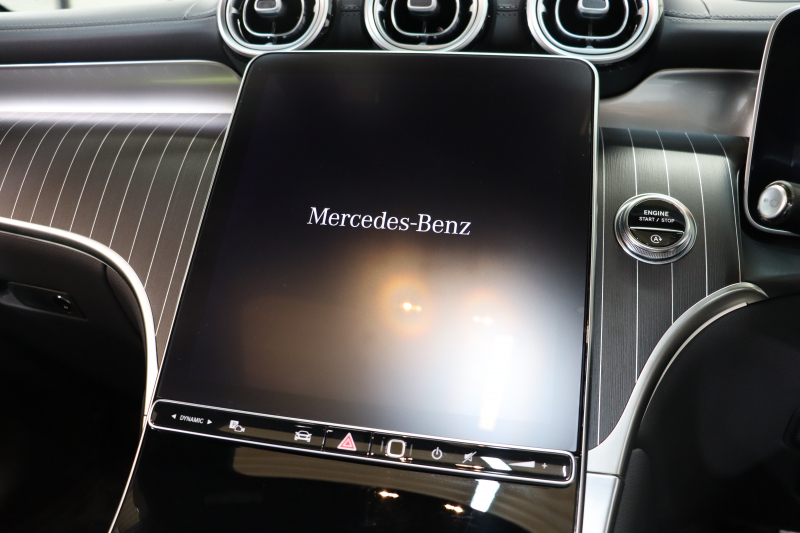 メルセデスベンツ GLC GLC220d 4MATIC AMGﾗｲﾝ ﾚｻﾞｰｴｸｽｸﾙｰｼﾌﾞ&ﾄﾞﾗｲﾊﾞｰｽﾞ&ﾚｰﾀﾞｰｾｰﾌﾃｨPKG　ISG搭載 1ｵｰﾅｰ ｷｰﾚｽｺﾞｰ 黒本革 ﾊﾟﾉﾗﾏSR ﾍｯﾄﾞｱｯﾌﾟD MBUXﾅﾋﾞTV ｽﾏﾎ連携 ﾌﾞﾙﾒｽﾀｰ 360ｶﾒﾗ PTS LEDﾗｲﾄ ﾊﾝｽﾞﾌﾘｰA AMGｴｱﾛ&19AW ｴｱｻｽ 9AT　2年保証