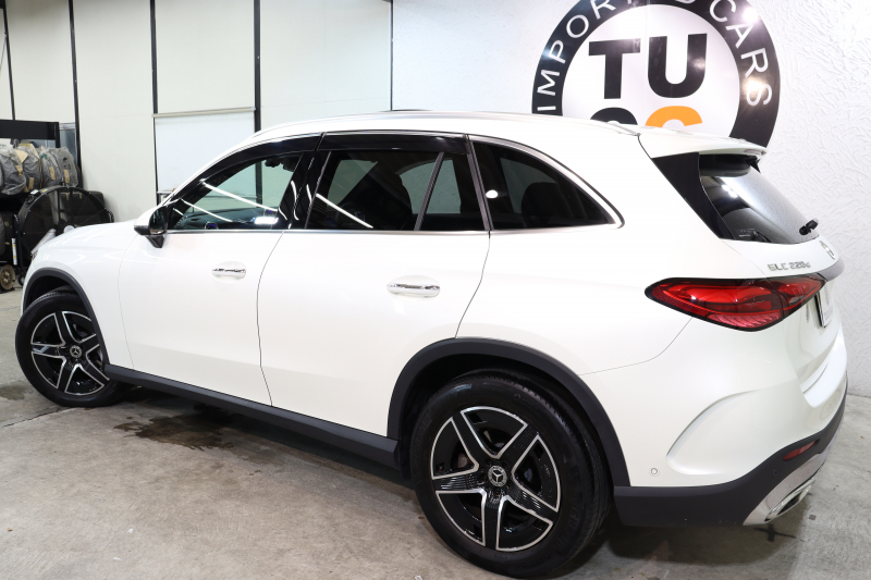メルセデスベンツ GLC GLC220d 4MATIC AMGﾗｲﾝ ﾚｻﾞｰｴｸｽｸﾙｰｼﾌﾞ&ﾄﾞﾗｲﾊﾞｰｽﾞ&ﾚｰﾀﾞｰｾｰﾌﾃｨPKG　ISG搭載 1ｵｰﾅｰ ｷｰﾚｽｺﾞｰ 黒本革 ﾊﾟﾉﾗﾏSR ﾍｯﾄﾞｱｯﾌﾟD MBUXﾅﾋﾞTV ｽﾏﾎ連携 ﾌﾞﾙﾒｽﾀｰ 360ｶﾒﾗ PTS LEDﾗｲﾄ ﾊﾝｽﾞﾌﾘｰA AMGｴｱﾛ&19AW ｴｱｻｽ 9AT　2年保証