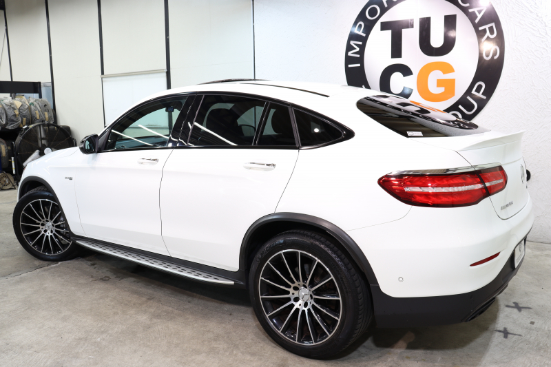AMG GLCクーペ GLC43 4MATIC ｸｰﾍﾟ ﾚｻﾞｰｴｸｽｸﾙｰｼﾌﾞ&ﾅｲﾄ&ﾚｰﾀﾞｰｾｰﾌﾃｨPKG　ｷｰﾚｽｺﾞｰ 黒本革 全席ｼｰﾄﾋｰﾀｰ ｻﾝﾙｰﾌ ﾍｯﾄﾞｱｯﾌﾟD 純正HDDﾅﾋﾞTV BT音楽 ﾌﾞﾙﾒｽﾀｰ 360ｶﾒﾗ ﾊﾝｽﾞﾌﾘｰA AMGｴｱﾛ&20AW AMGﾄﾗﾝｸｽﾎﾟｲﾗｰ AMG専用装備&ﾁｭｰﾆﾝｸﾞ 9AT　2年保証