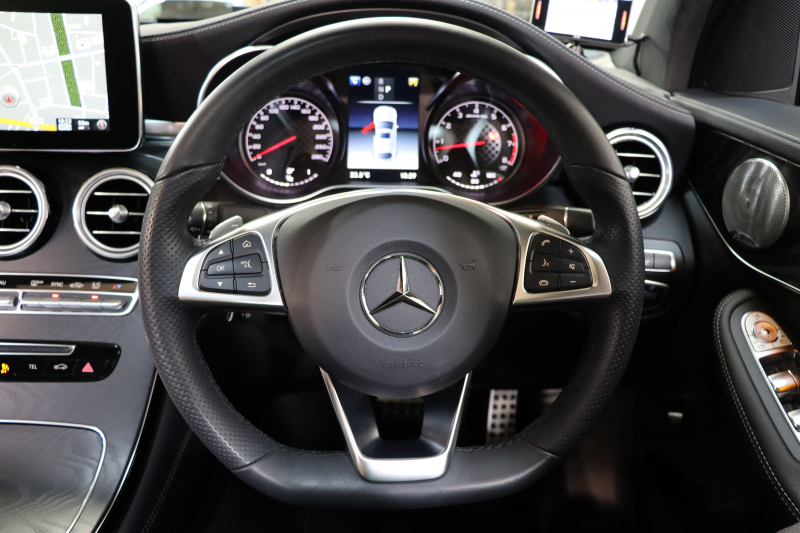AMG GLCクーペ GLC43 4MATIC ｸｰﾍﾟ ﾚｻﾞｰｴｸｽｸﾙｰｼﾌﾞ&ﾅｲﾄ&ﾚｰﾀﾞｰｾｰﾌﾃｨPKG　ｷｰﾚｽｺﾞｰ 黒本革 全席ｼｰﾄﾋｰﾀｰ ｻﾝﾙｰﾌ ﾍｯﾄﾞｱｯﾌﾟD 純正HDDﾅﾋﾞTV BT音楽 ﾌﾞﾙﾒｽﾀｰ 360ｶﾒﾗ ﾊﾝｽﾞﾌﾘｰA AMGｴｱﾛ&20AW AMGﾄﾗﾝｸｽﾎﾟｲﾗｰ AMG専用装備&ﾁｭｰﾆﾝｸﾞ 9AT　2年保証