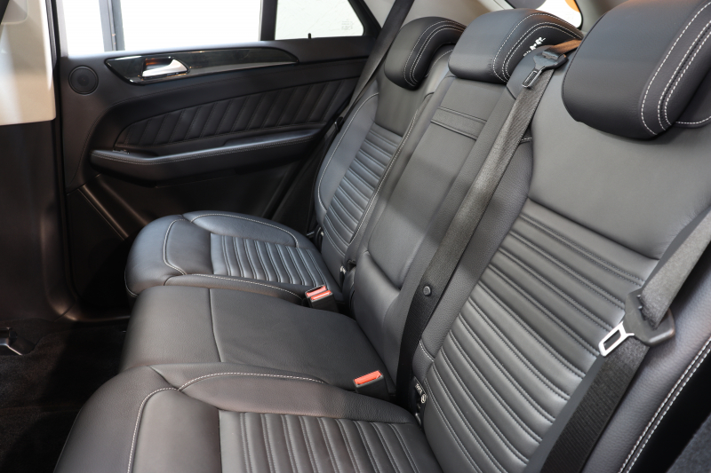 メルセデスベンツ GLE GLE350d 4MATIC ｽﾎﾟｰﾂ ﾚｰﾀﾞｰｾｰﾌﾃｨPKG　ｷｰﾚｽｺﾞｰ 黒本革 ﾊﾟﾉﾗﾏSR HDDﾅﾋﾞTV ｽﾏﾎ連携 harman/kardon 360ｶﾒﾗ PTS LEDﾗｲﾄ 自動Rｹﾞｰﾄ AMGｴｱﾛ&20AW ﾀﾞｲﾅﾐｯｸS 9AT　2年保証