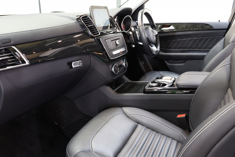 メルセデスベンツ GLE GLE350d 4MATIC ｽﾎﾟｰﾂ ﾚｰﾀﾞｰｾｰﾌﾃｨPKG　ｷｰﾚｽｺﾞｰ 黒本革 ﾊﾟﾉﾗﾏSR HDDﾅﾋﾞTV ｽﾏﾎ連携 harman/kardon 360ｶﾒﾗ PTS LEDﾗｲﾄ 自動Rｹﾞｰﾄ AMGｴｱﾛ&20AW ﾀﾞｲﾅﾐｯｸS 9AT　2年保証