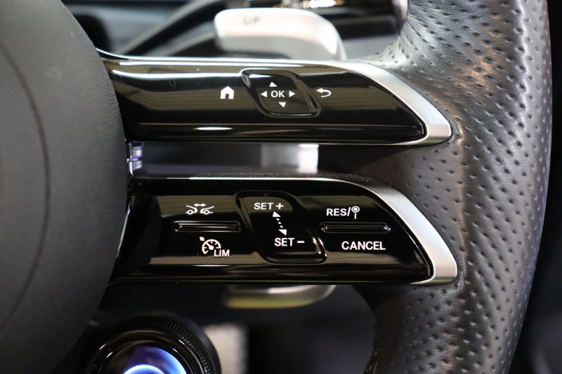 AMG Cクラス C43 4MATIC ﾚｰﾀﾞｰｾｰﾌﾃｨPKG　BSG搭載 黒本革 ﾍﾞﾝﾁﾚｰﾀｰ ﾊﾟﾉﾗﾏSR ﾍｯﾄﾞｱｯﾌﾟD MBUXﾅﾋﾞTV&ARﾅﾋﾞ ｽﾏﾎ連携 ﾌﾞﾙﾒｽﾀｰ 360ｶﾒﾗ PTS LEDﾗｲﾄ 自動ﾄﾗﾝｸ AMG専用装備&ﾁｭｰﾆﾝｸﾞ 9AT　2年保証