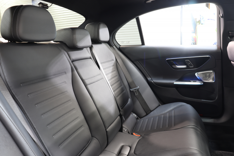 メルセデスベンツ Cクラス C220d AVG AMGﾗｲﾝ ﾚｻﾞｰｴｸｽｸﾙｰｼﾌﾞ&ﾍﾞｰｼｯｸ&ﾚｰﾀﾞｰｾｰﾌﾃｨPKG　ISG搭載 ｷｰﾚｽｺﾞｰ 黒本革 ﾊﾟﾉﾗﾏSR ﾍｯﾄﾞｱｯﾌﾟD MBUXﾅﾋﾞTV ｽﾏﾎ連携 ﾌﾞﾙﾒｽﾀｰ 360ｶﾒﾗ PTS LEDﾗｲﾄ 自動ﾄﾗﾝｸ AMGｴｱﾛ&18AW ﾀﾞｲﾅﾐｯｸS 9AT 希少色ｸﾞﾗﾌｧｲﾄｸﾞﾚｰ　2年保証