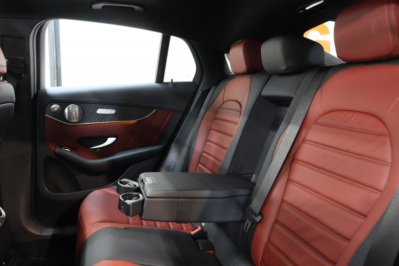 AMG GLCクーペ GLC43 4MATIC ｸｰﾍﾟ ﾚｻﾞｰｴｸｽｸﾙｰｼﾌﾞ&ﾅｲﾄ&ﾚｰﾀﾞｰｾｰﾌﾃｨPKG　ｷｰﾚｽｺﾞｰ 赤/黒本革 全席ｼｰﾄﾋｰﾀｰ ｻﾝﾙｰﾌ ﾍｯﾄﾞｱｯﾌﾟD 純正HDDﾅﾋﾞTV BT音楽 ﾌﾞﾙﾒｽﾀｰ 360ｶﾒﾗ LEDﾗｲﾄ ﾊﾝｽﾞﾌﾘｰA AMG専用装備&ﾁｭｰﾆﾝｸﾞ 9AT　2年保証