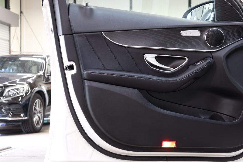 メルセデスベンツ Cクラス C220d ﾛｰﾚｳｽｴﾃﾞｨｼｮﾝ ﾚｰﾀﾞｰｾｰﾌﾃｨPKG　特別仕様車 ｷｰﾚｽｺﾞｰ 黒革 ｼｰﾄﾋｰﾀｰ HDDﾅﾋﾞTV&ｷｬﾝｾﾗｰ BT音楽 ﾊﾞｯｸｶﾒﾗ PTS LEDﾗｲﾄ AMGｴｱﾛ&18AW ﾀﾞｲﾅﾐｯｸS ｴｱｻｽ 9AT　2年保証
