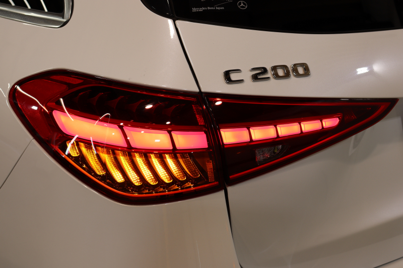 メルセデスベンツ Cクラス C200ｽﾃｰｼｮﾝﾜｺﾞﾝ AVG AMGﾗｲﾝ ﾚｻﾞｰｴｸｽｸﾙｰｼﾌﾞ&ﾍﾞｰｼｯｸ&ﾚｰﾀﾞｰｾｰﾌﾃｨPKG　ISG搭載 ｷｰﾚｽｺﾞｰ 黒革 ﾊﾟﾉﾗﾏSR ﾍｯﾄﾞｱｯﾌﾟD MBUXﾅﾋﾞTV ｽﾏﾎ連携 360ｶﾒﾗ PTS DIGITALﾗｲﾄ 自動Rｹﾞｰﾄ AMGｴｱﾛ&18AW Rｱｸｽﾙｽﾃｱﾘﾝｸﾞ 9AT　2年保証